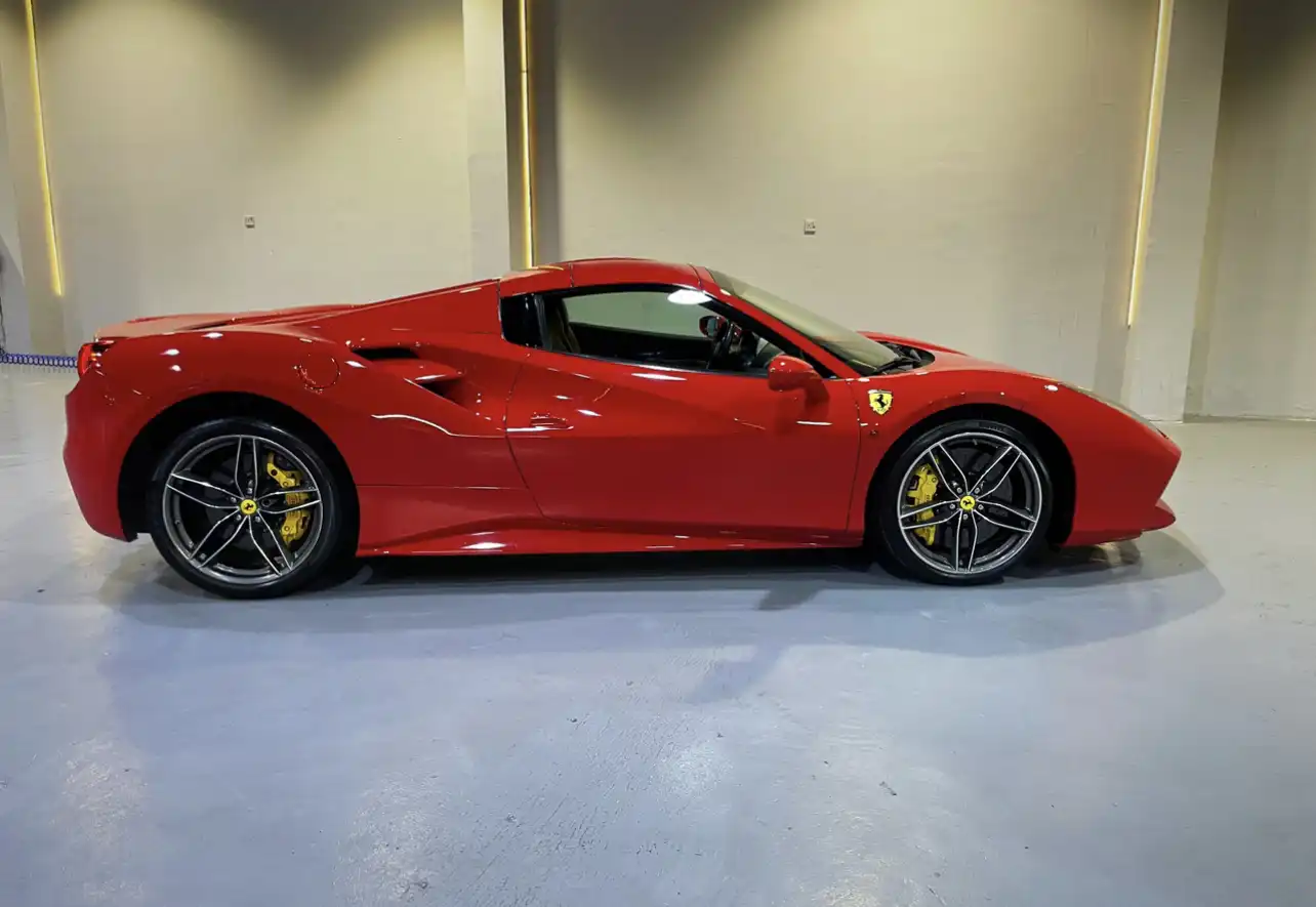 Ferrari 488 Spider