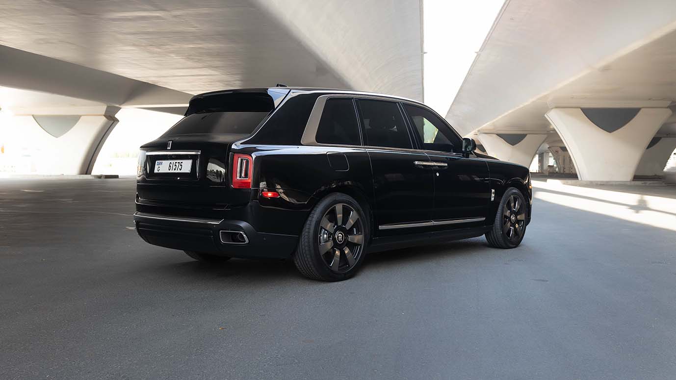 Rolls-Royce Cullinan Black