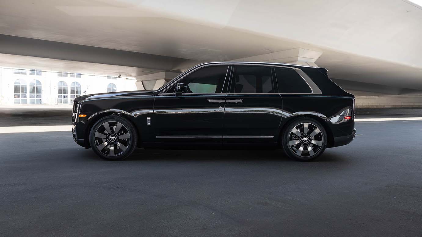 Rolls-Royce Cullinan Black