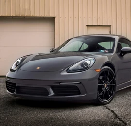 Porsche sports car for rent in Dubai