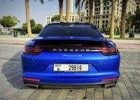 Porsche Panamera 4s