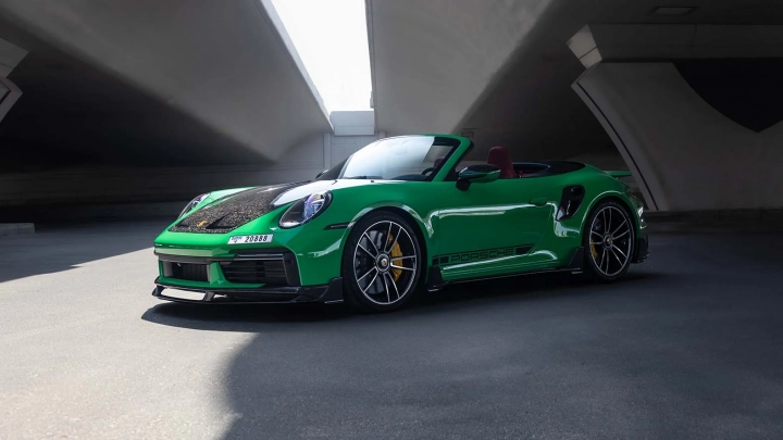 Porsche 911 Turbo S for rent in Dubai