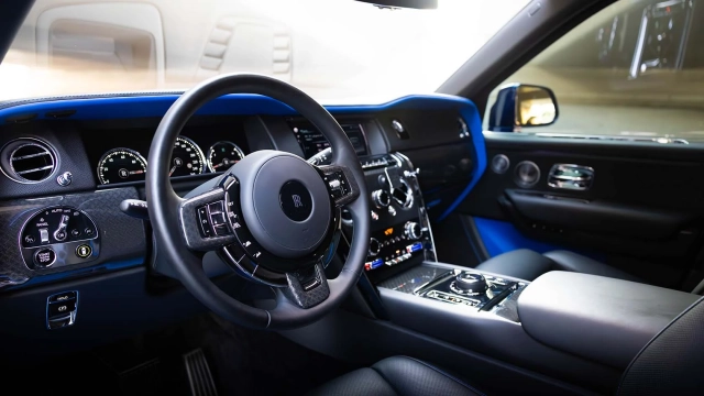 Rolls-Royce Cullinan Blue