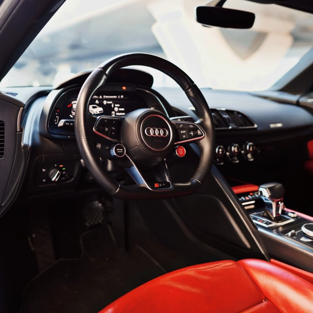 Audi R8