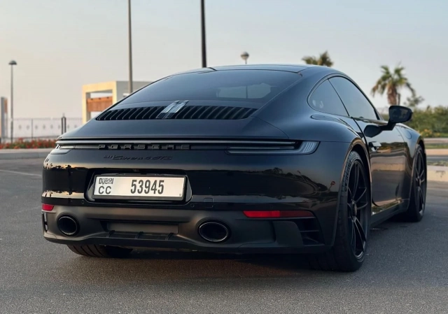 Porsche 911 Carrera 4 GTS Coupe