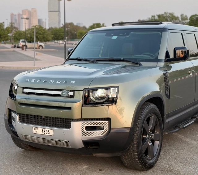 Range Rover Defender 